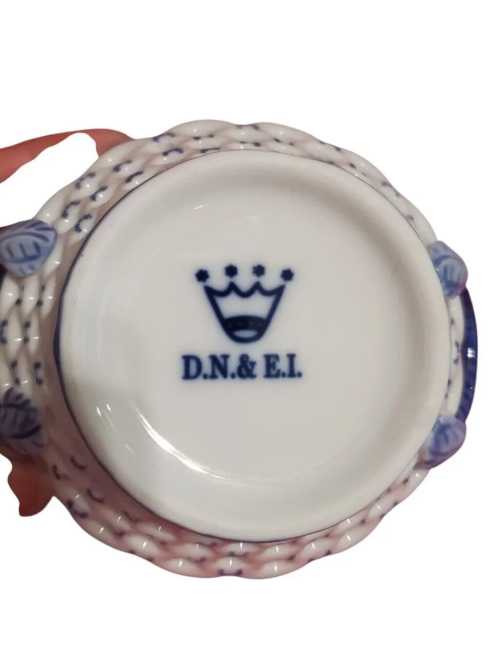D.N&E.L Hand-Vtg Porcelain Basket W/Windmill Scene & Dual Handles Blue & White